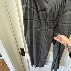 Old Navy Black and Gray Checkered Trousers